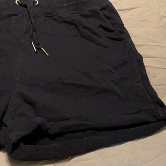 H&M drawstring shorts - Picture 2 of 5